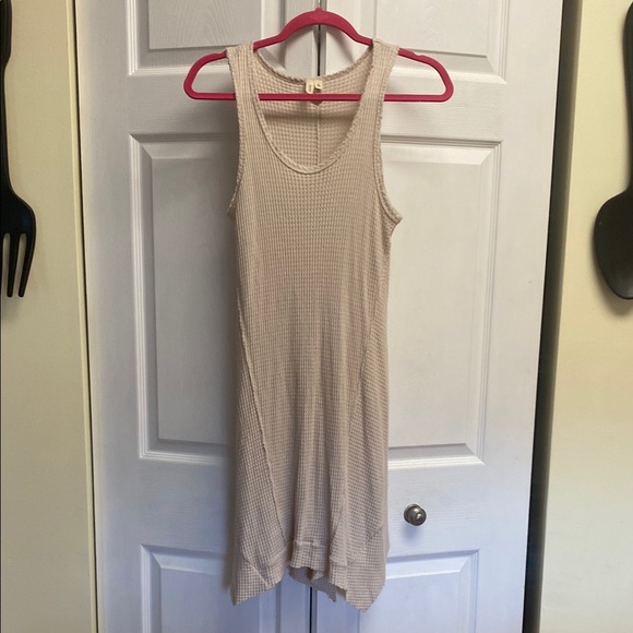 Sleeveless Ribbed Knit Dress - Picture 1 of 2